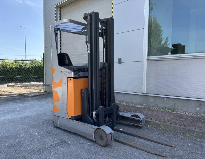 Retrak s výsuvným stožárem FM-X 10