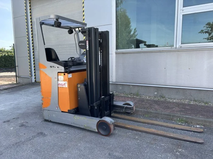 Retrak s výsuvným stožárem FM-X 17